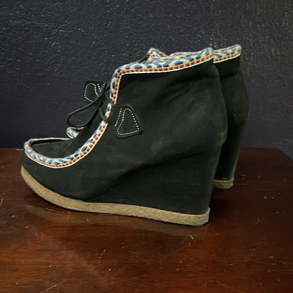 Pair of Women’s Black Suede Edge Boots size 39/9 by F-Troupe London - Picture 5 of 11